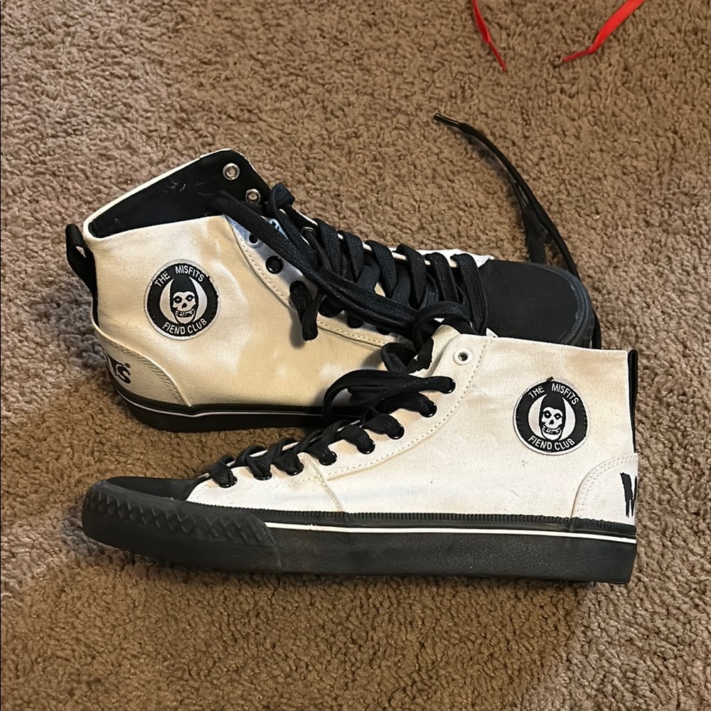 Misfits iron fist hi-top sneakers